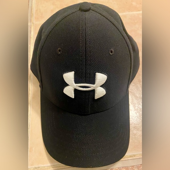 Under Armour Other - NWOT MENS UNDER ARMOUR BLK SIZE LG/ XL BASEBALL CAP WITH STRETCH IN BLACK!!